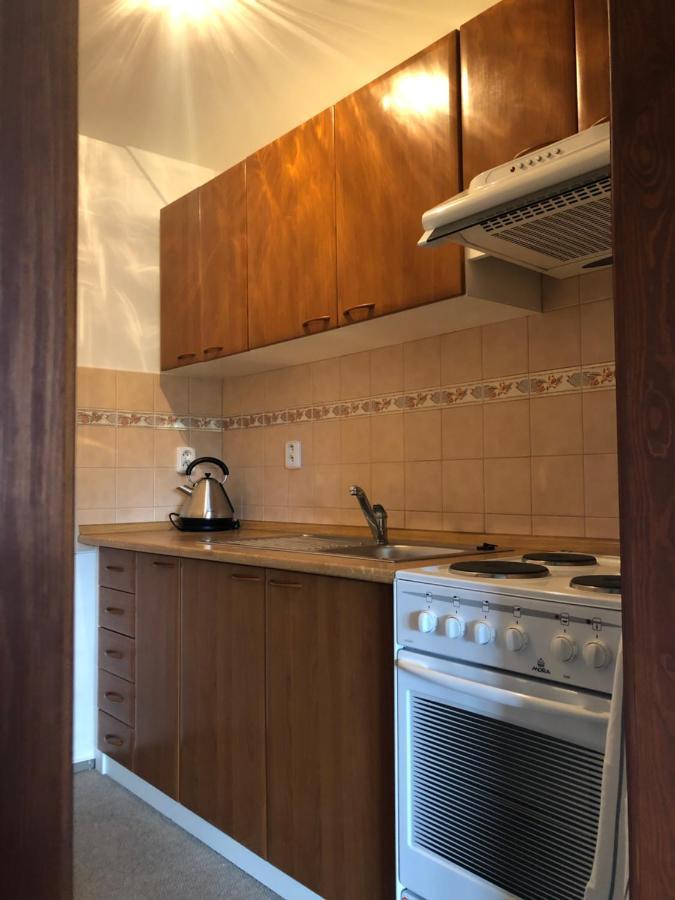 Mala Svata Hora - Penzion & Restaurace Mníšek pod Brdy Eksteriør billede